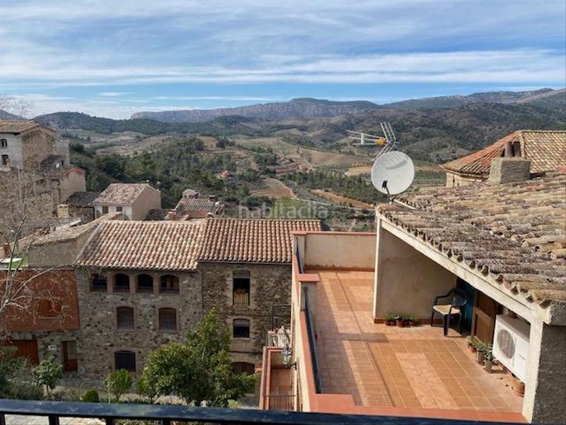 Foto baa1c385-882b-47a0-bad6-df997b5cdcf8. Masía casa de poble entre mitjeres situada a torroja en Torroja del Priorat
