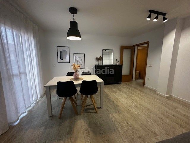 Foto 35ac2544-8487-43d4-b9ef-efd6cd97d5f3. Dúplex amb aparcament a Montbrió del Camp