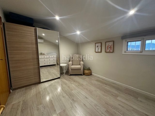 Foto 8d4fed6c-e444-410d-a72c-cba6c949856d. Dúplex amb aparcament a Montbrió del Camp