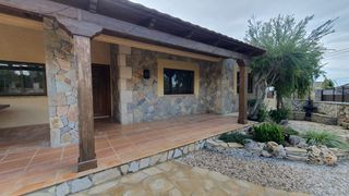 Xalet  De la sort. Magn�fic xalet a botarell
