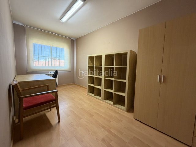 Foto 21c5eb6f-7f05-44d9-a835-45f02a82a57a. Casa adossada amb aparcament a Migjorn Reus