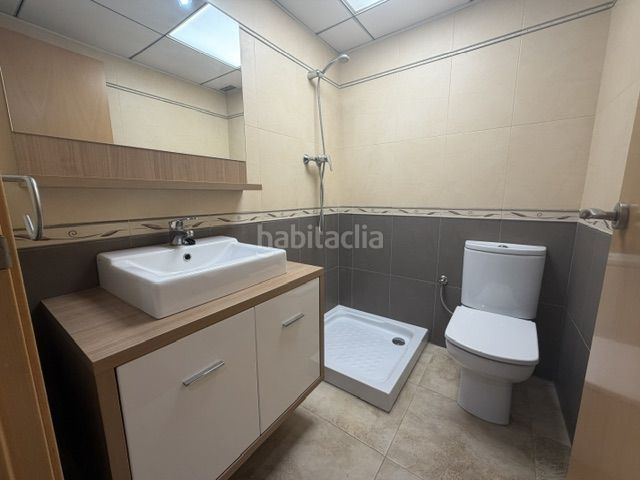 Foto 8617651c-50e0-429c-9f89-c458da0a2af0. Casa adossada amb calefacció aparcament a Migjorn Reus