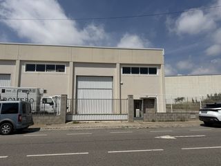 Location Bâtiment à usage industriel  Del prat. Nau en lloguer al poligon el prat