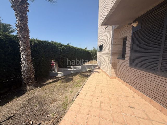 Foto 8b4a1682-3558-45c3-9133-a1754d0970e4. Xalet amb calefacció aparcament piscina a Quatre Camins Cambrils