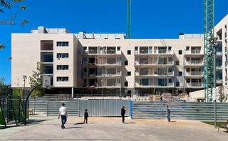 tic a Avinguda josep puig i cadafalch 12. ltimo tico de 4 dormitorios a la venta