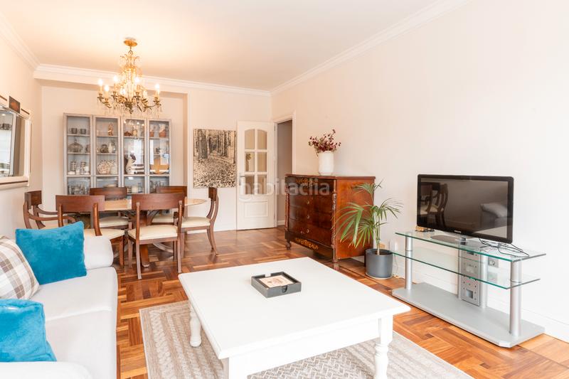 Foto 18d2dd6c-e5ee-4d63-978e-0aa09b61fd60. Ático  en venta en cl manuel iradier en Ensanche Vitoria - Gasteiz