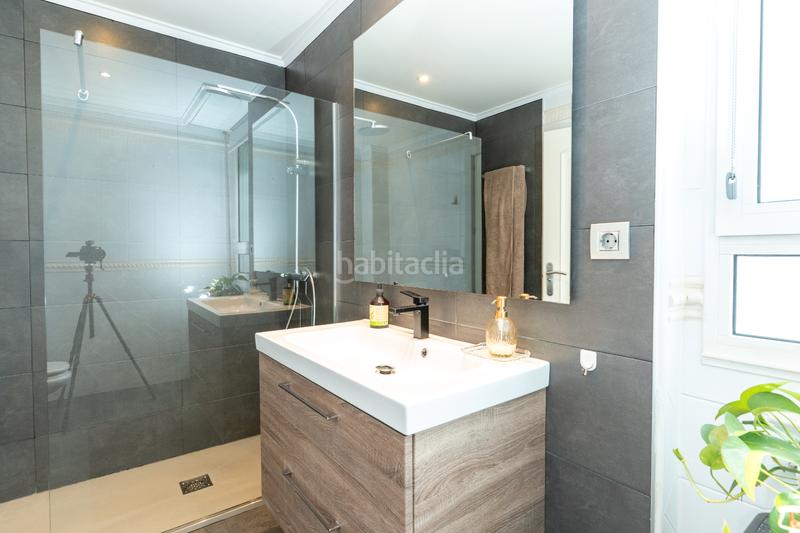 Foto 3b67dc47-8169-43d6-b012-f073261fb183. Ático  en venta en cl manuel iradier en Ensanche Vitoria - Gasteiz