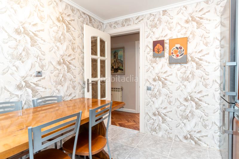 Foto 5f4ff922-085f-4b49-bc75-283883c27a5c. Ático  en venta en cl manuel iradier en Ensanche Vitoria - Gasteiz