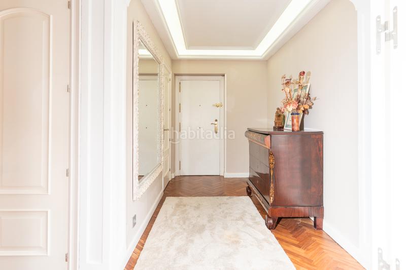 Foto df22696a-3625-4bdf-84fe-8a264244a35e. Ático  en venta en cl manuel iradier en Ensanche Vitoria - Gasteiz