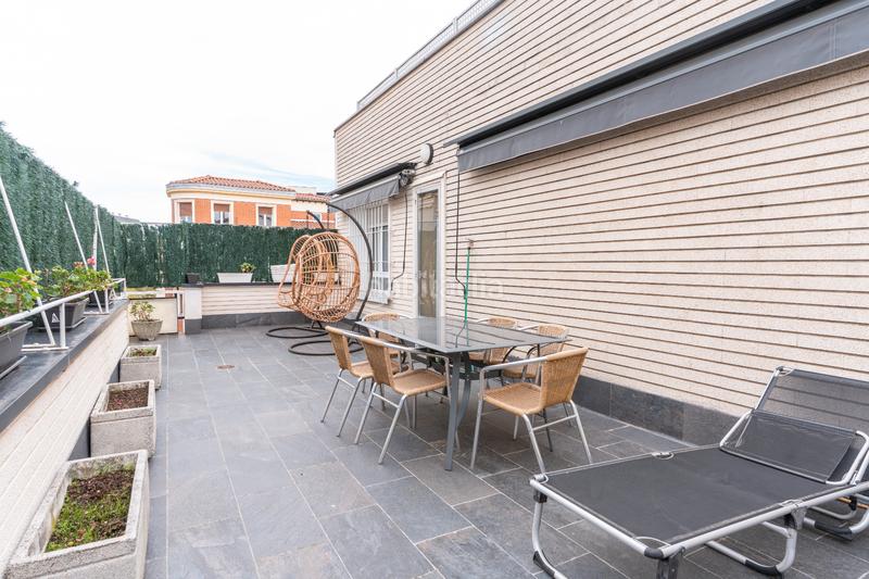 Foto ef1a99dd-8ea8-4ecc-84c5-6e6a5d83280b. Ático  en venta en cl manuel iradier en Ensanche Vitoria - Gasteiz