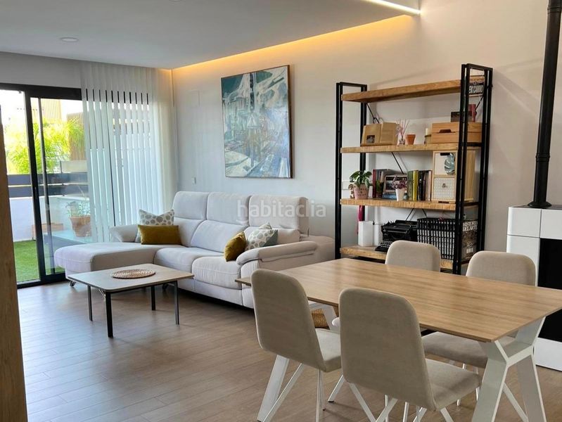 Foto 0ae1aeb1-7d88-4de2-980b-646cb1c5a6a1. Casa adossada amb aparcament piscina a Guadalupe Murcia