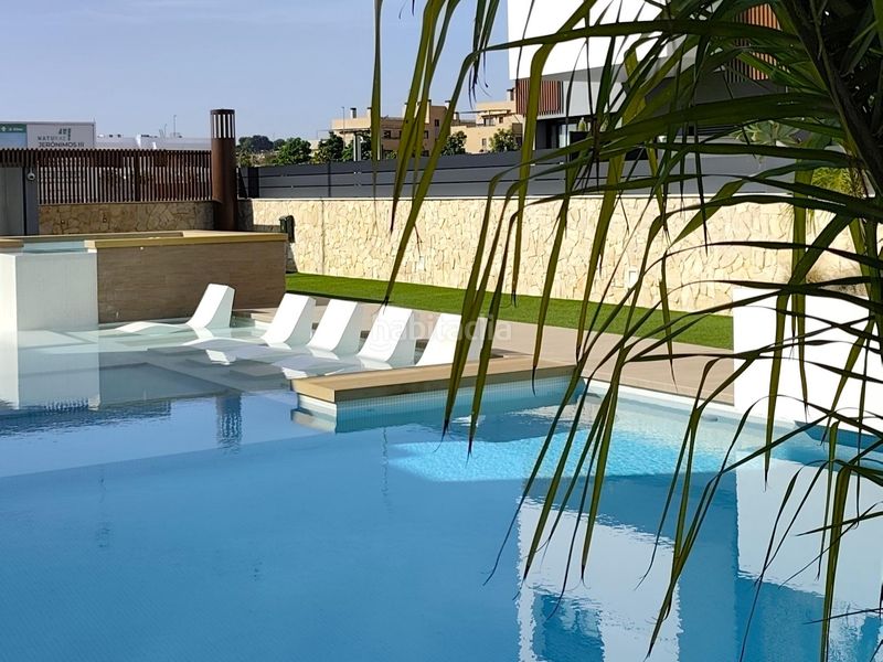 Foto a65ea1b2-54bb-4979-ae0d-5817bac310a0. Casa adossada amb aparcament piscina a Guadalupe Murcia