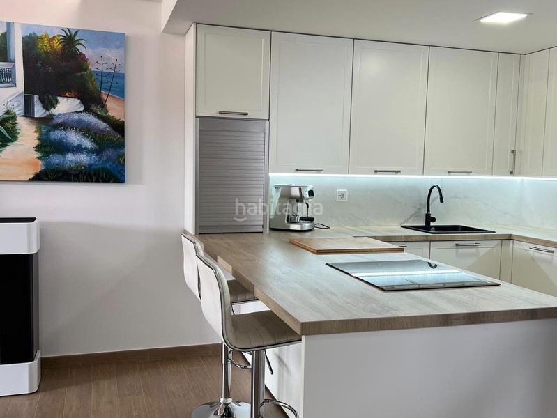 Foto caa6f296-0bf0-4f97-9ef5-8184637253c6. Casa adossada amb aparcament piscina a Guadalupe Murcia