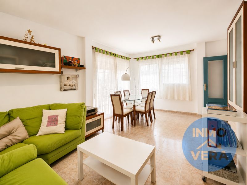 Foto 43e8c4e6-4f30-4883-b624-db0a41212d02. Casa amb aparcament piscina a Racó Cullera