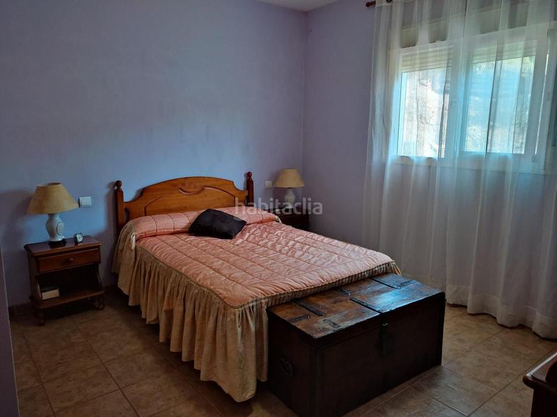 Foto c922fd9f-ea48-47d1-a82b-78e304b2a6dd. Chalet en Los Llanos Estepona