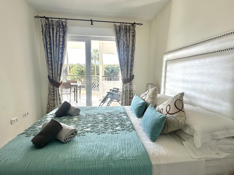 Foto e34e9056-53e5-44e3-8bef-bda6c10d8003. Apartamento en Calahonda Mijas