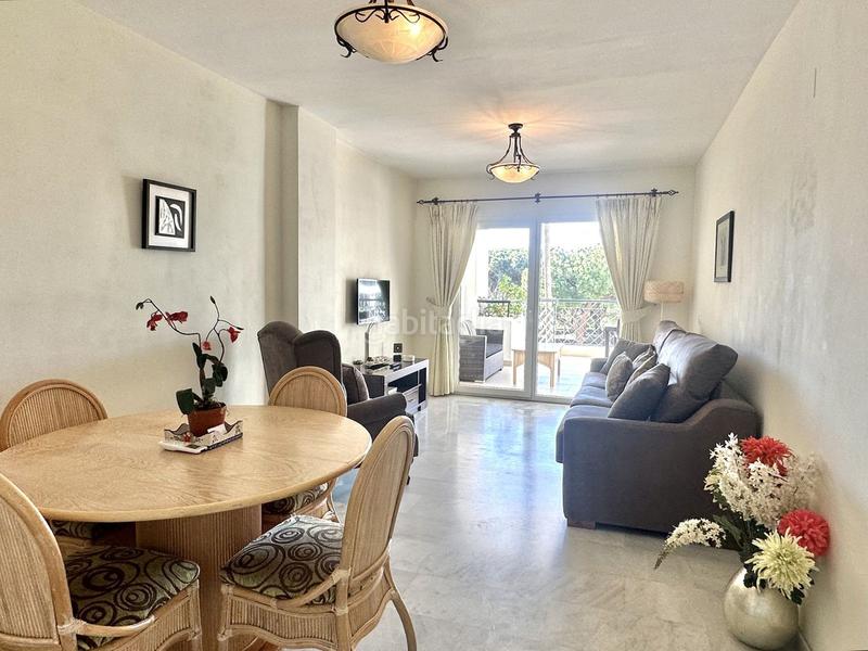 Foto fe08f2cc-59b8-4ef3-a509-7400ae84f554. Apartamento en Calahonda Mijas