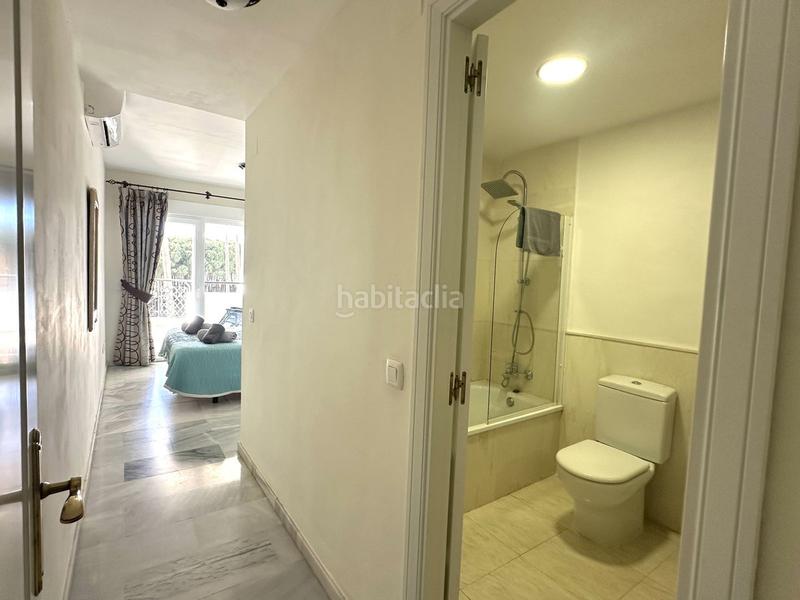 Foto 05fee79a-95f8-49f9-afcb-b19d15004dd0. Piccolo appartamento con parcheggio piscina in Calahonda Mijas