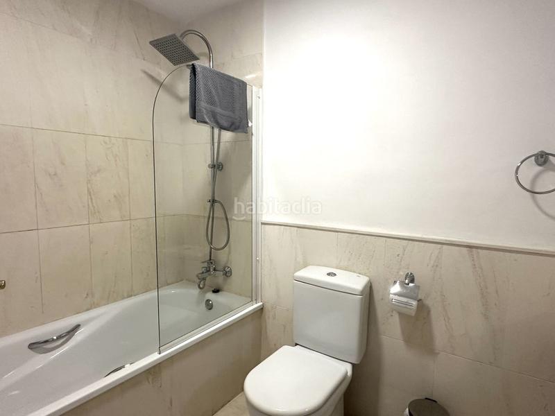 Foto cd6e0fde-8b37-4609-bf70-7872190fe2a5. Piccolo appartamento con parcheggio piscina in Calahonda Mijas