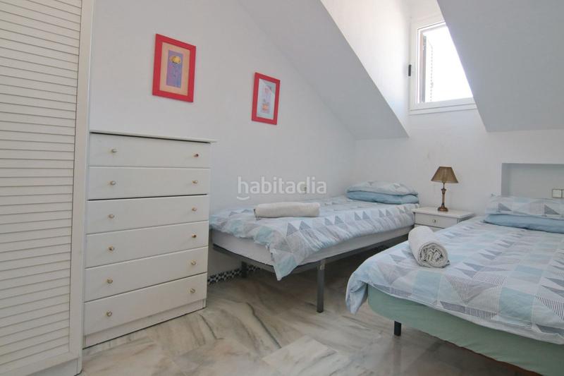 Foto c4863334-347d-4d50-ba62-efcffe50a003. Casa adosada en Castillo Sohail - Myramar Fuengirola