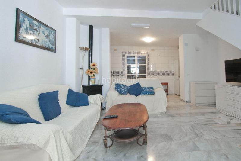 Foto d727a3a8-aff0-4992-8933-86eb7d4641e0. Casa adosada en Castillo Sohail - Myramar Fuengirola