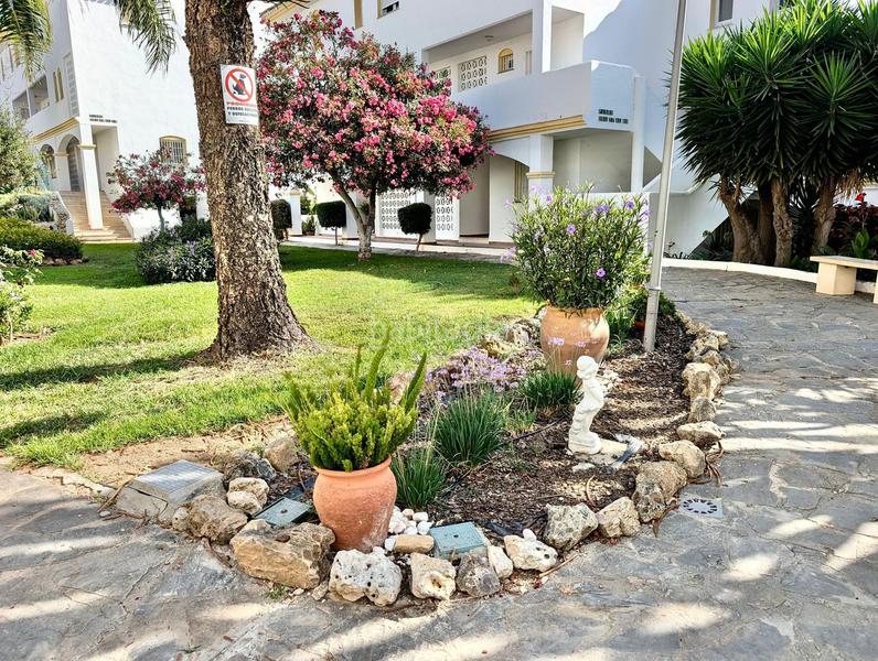 Foto bacaf3b1-26f7-4ea8-afbf-0eb836ec6f09. Appartamento con parcheggio piscina in Calahonda Mijas
