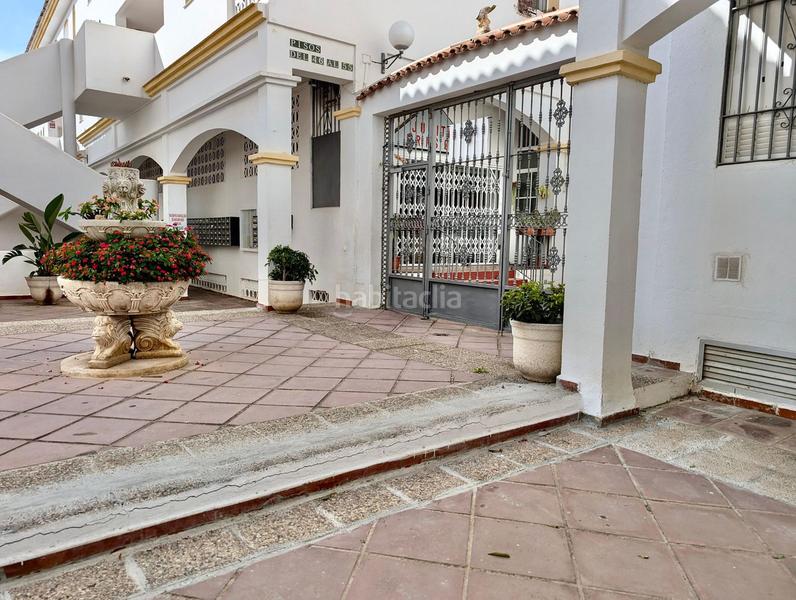 Foto fef8d5ca-eeb4-4087-9209-afd356b2dbf8. Appartamento con parcheggio piscina in Calahonda Mijas