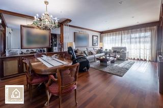 Casa en Centre. Espectacular casa señorial con más de 8m de fachada en el corazó