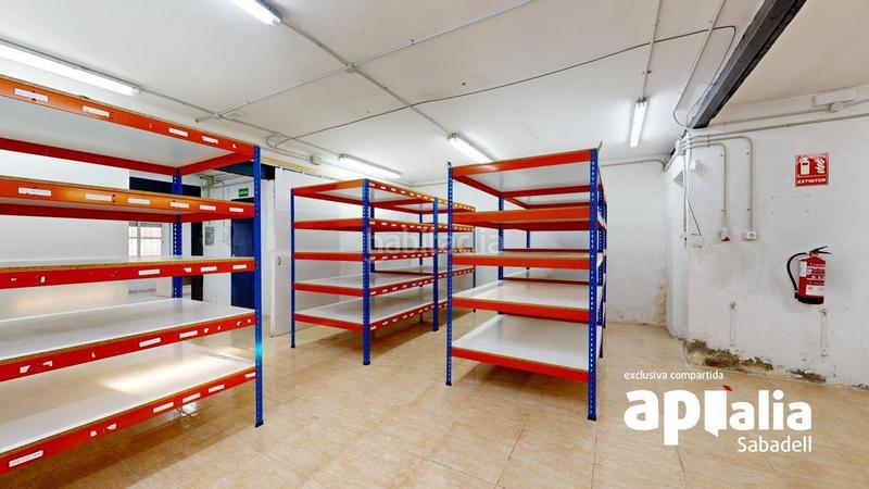 Foto a464958b-6ac8-418f-a9fd-1acb7ecc9236. Local comercial a Barri Antic Barberà del Vallès