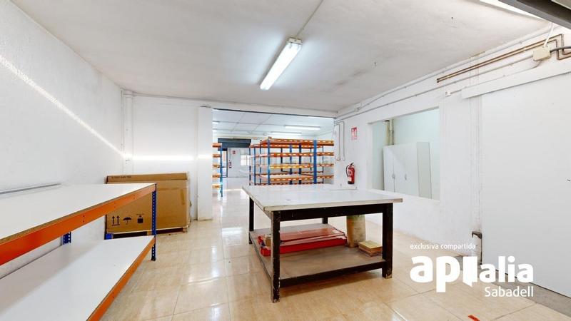 Foto b480a418-f4c6-42cd-b597-01bb235636b6. Local comercial a Barri Antic Barberà del Vallès