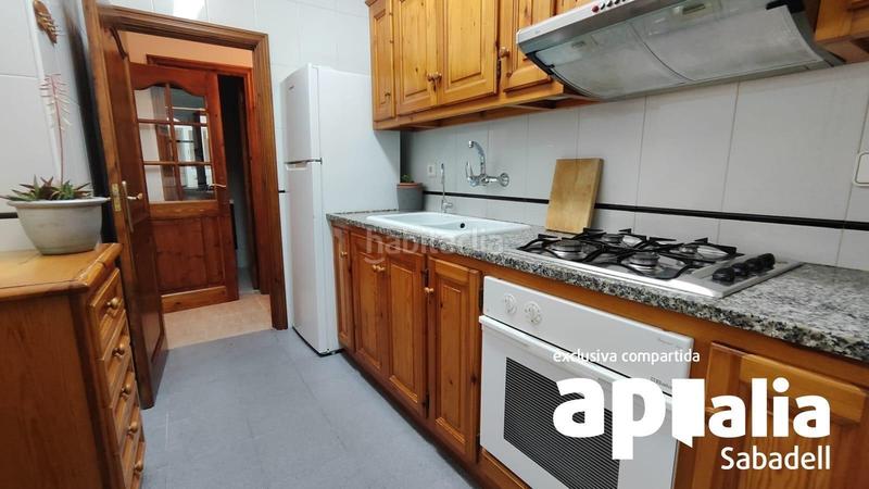 Foto d4389cb3-ee0d-43ad-ab52-89cbafc11bf7. Flat with heating in Creu Alta Sabadell