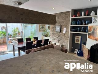 Casa adossada a Gràcia. Gràcia te espera casa luminosa con negocio listo para triunfar y