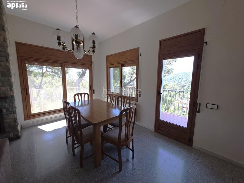 Foto 201c72fb-d266-4fc7-a089-a2552ff506d8. Xalet a Airesol Castellar del Vallès