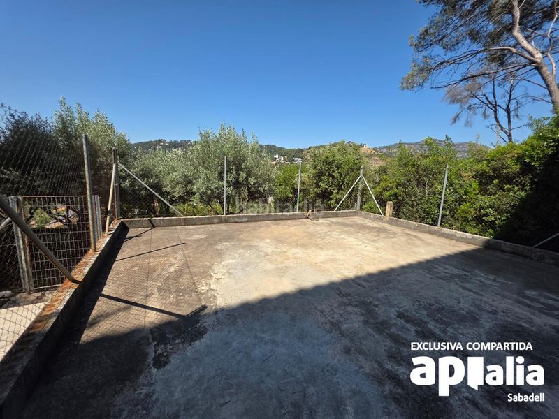 Foto 54a7d734-64b1-473d-a4f1-df44269ed89f. Xalet a Airesol Castellar del Vallès