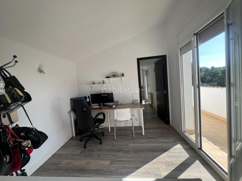 Foto ba2015a2-93cf-4dd7-aa1b-d0e32baf3947. Chalet con riscaldamento parcheggio in Sentmenat