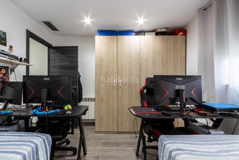 Foto 3d5e5c16-6669-471c-a868-79fcad63a95e. Casa con riscaldamento parcheggio in Can Puiggener Sabadell