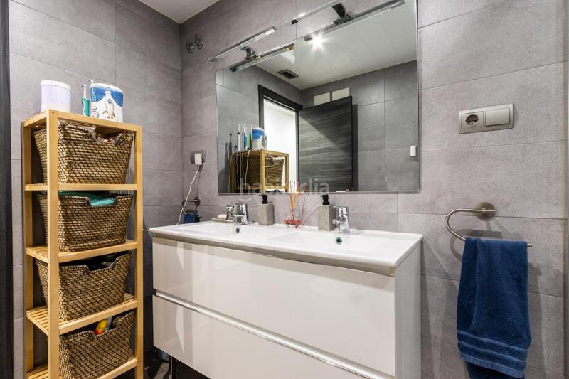 Foto fcc69c4c-2285-472a-a58d-d5f8b4247024. Casa con riscaldamento parcheggio in Can Puiggener Sabadell