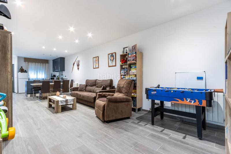 Foto fd7d4457-9600-41b0-8cd4-e9df75b3119d. Casa con riscaldamento parcheggio in Can Puiggener Sabadell