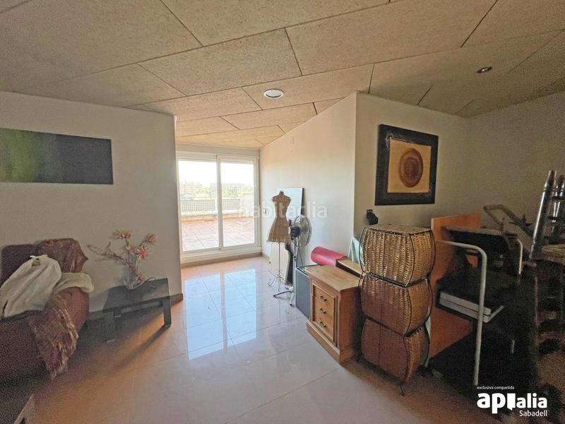 Foto fbfa1c95-afba-4270-8b1c-74742f00e7f1. Semi detached house with parking in Ca n'Oriac Sabadell