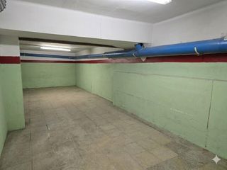 Car parking in Eixample - Can Bogunyà