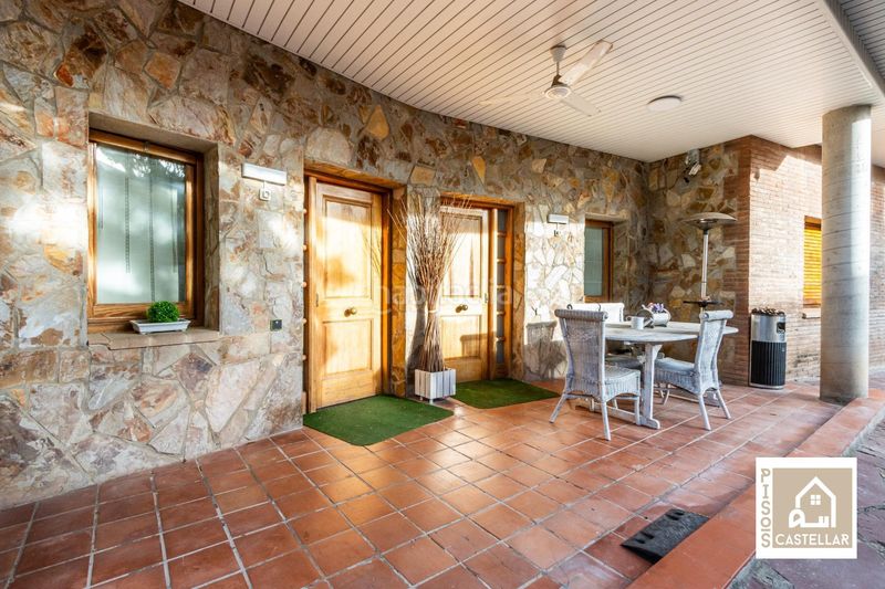 Foto 2855fc7d-2c08-4e05-a95e-608d2a997dca. Casa amb aparcament piscina a El Racó-Sant Feliu del Racó Castellar del Vallès