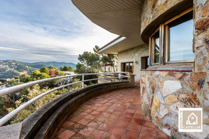 Foto 379ab60d-16e5-4d8d-9695-ad75f5d1c4e2. Casa amb aparcament piscina a El Racó-Sant Feliu del Racó Castellar del Vallès