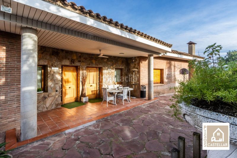 Foto d8d7c7c8-7933-45ac-9568-452f14786912. Casa amb aparcament piscina a El Racó-Sant Feliu del Racó Castellar del Vallès