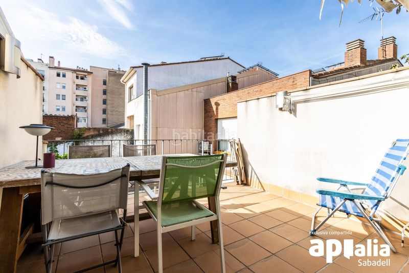 Foto e5769817-17c8-4f4b-b26e-093799b84fa3. Casa amb calefacció aparcament a Gràcia Sabadell