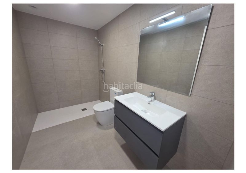 Foto db70169d-f5f9-42a7-8c49-5112d08db637. Pis a barberà 447 a Creu de Barberà Sabadell