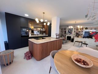 Appartamento  San ignazio kalea. Exclusiva vivienda reformada con apartamento independiente, pisc