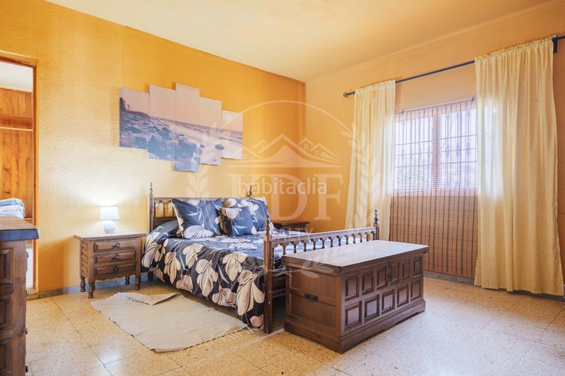 Foto b3eb03b2-888c-4d85-a51f-14254918907f. Casa amb xemeneia aparcament piscina a Matanza de Acentejo (La)