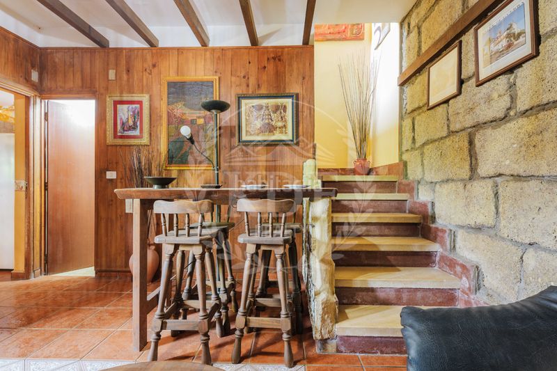 Foto d59fbe17-7e2d-4e27-b4af-23449337a4c1. Casa amb xemeneia aparcament piscina a Matanza de Acentejo (La)
