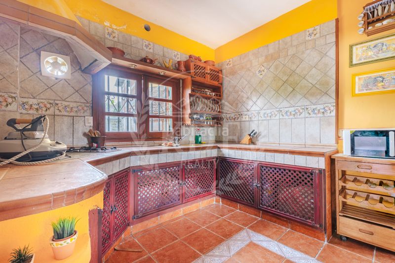 Foto febbe95d-c757-43f5-ac53-965f823466cb. Casa amb xemeneia aparcament piscina a Matanza de Acentejo (La)