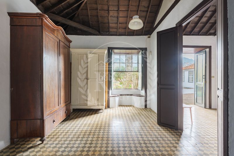 Foto 0ba32b89-e7f8-4a98-8396-a7dcc01e7d24. Chalet espectacular casona tradicional canaria de 312 m² y 9 hab. con gran finca privada en Tegueste